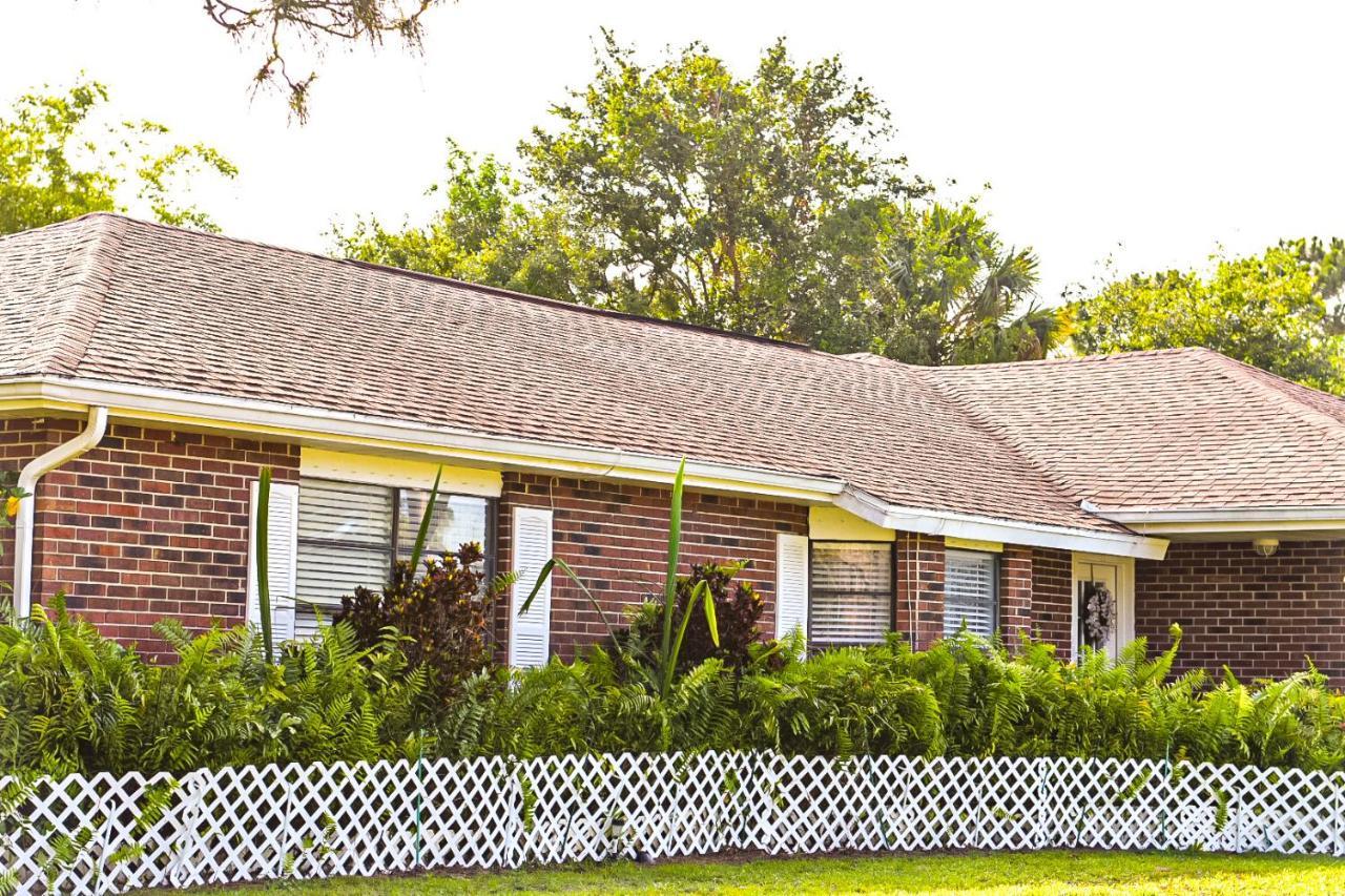 Welcome To The Cottage: A Home Away From Home Port St. Lucie Exterior photo